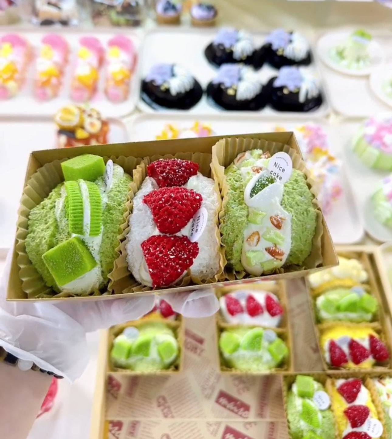【ブラインドボックス】Kato&Nice cakeプニプニ ケーキシリーズ (50種類以上のスタイル) (開封後のキャンセルができません)